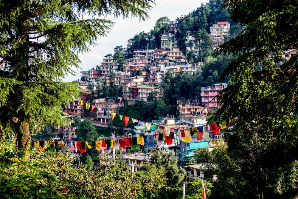 Mountain scenery for Dharamshala McLeod Ganj tour